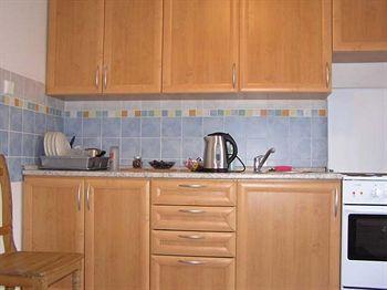 At The Golden Plough Apartamento